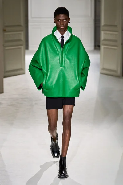 Look 63